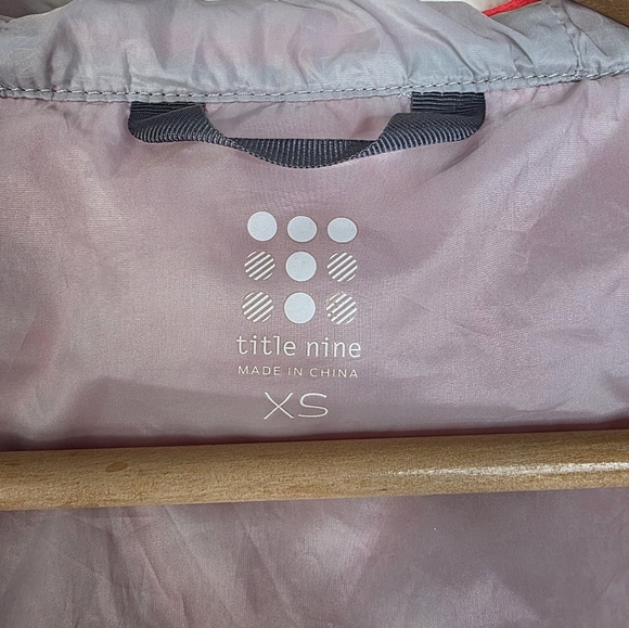 Title Nine Will Power Light Vest, Size XS - Picture 5 of 10